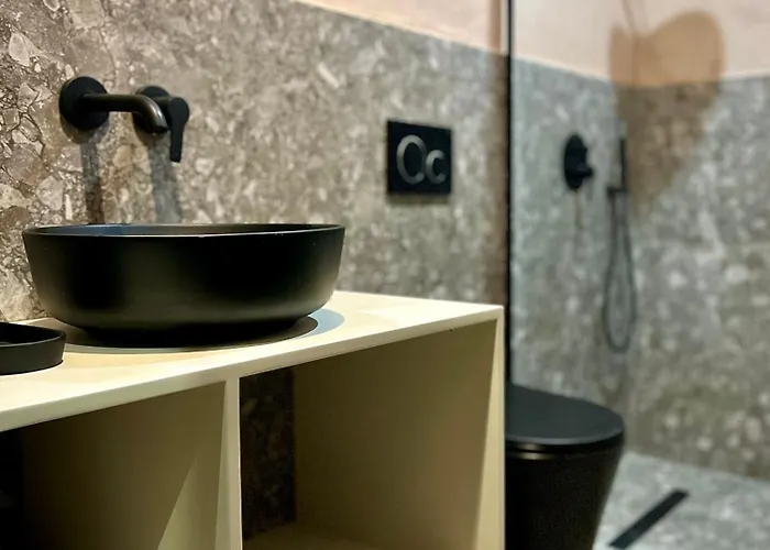 Rex Boutique 地拉那