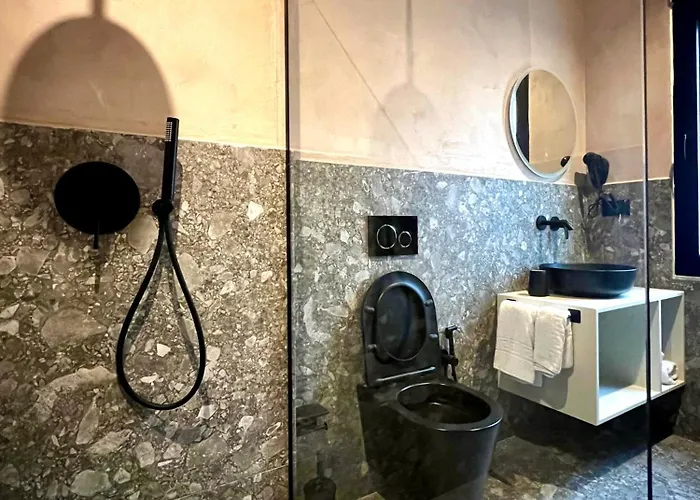 Rex Boutique 地拉那